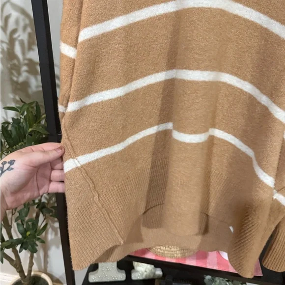 Aerie V-Neck Sweater - Brown and White Stripes size small - Picture 6 of 7